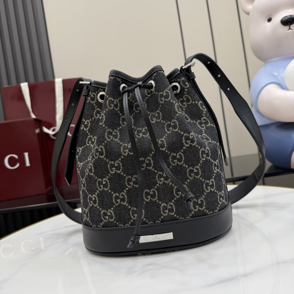 Gucci Black Denim & Leather Zip Handbag