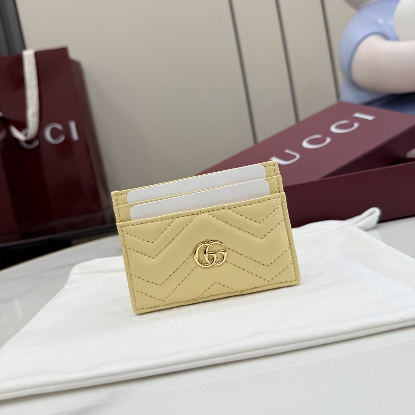 Gucci Yellow GG Marmont Card Holder