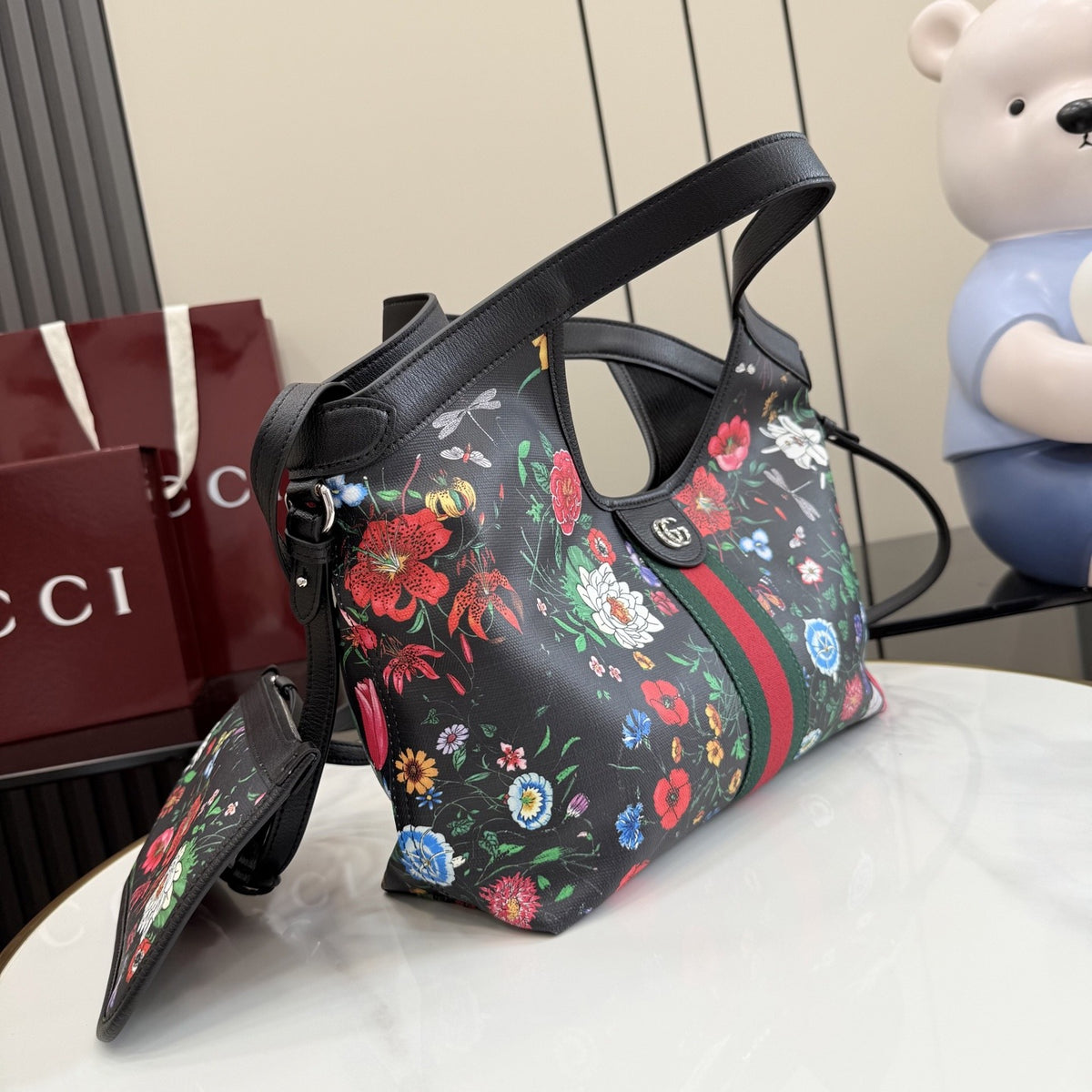 Gucci Black Leather Double G Tote Bag