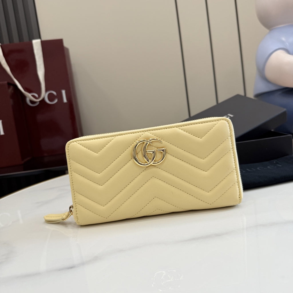 Gucci Yellow Leather GG Marmont Clutch