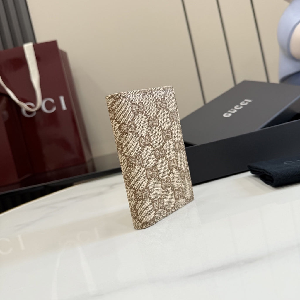 Gucci Green Canvas & Leather Logo Card Holder