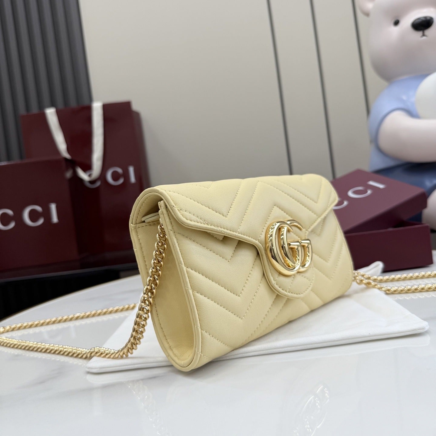 Gucci Yellow Leather GG Marmont Clutch