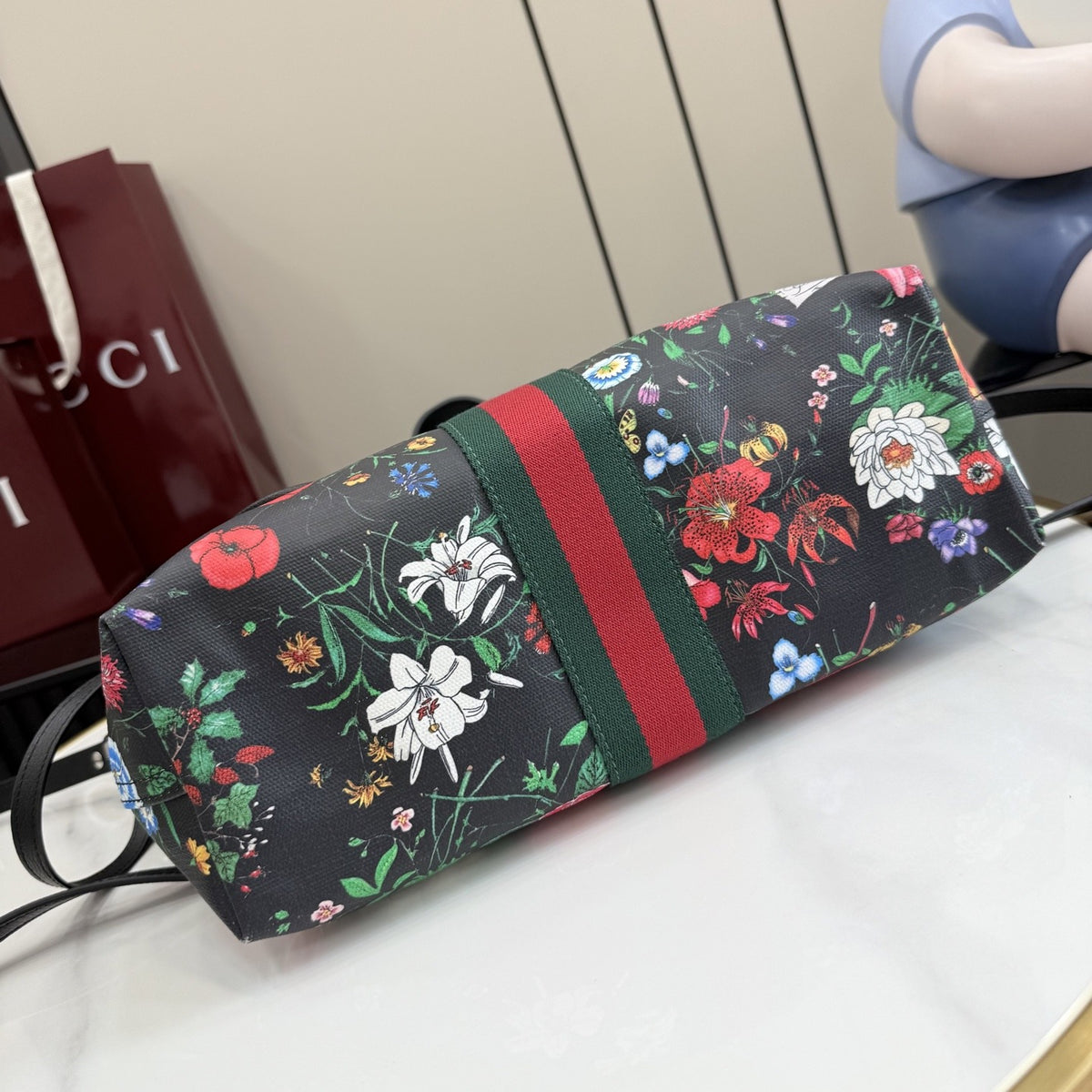 Gucci Black Leather Double G Tote Bag