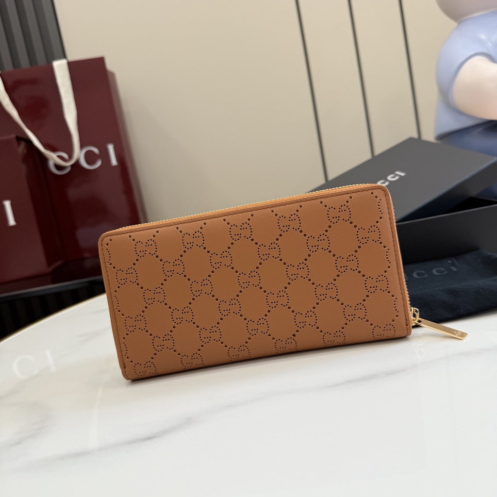 Gucci Brown Leather Logo Wallet
