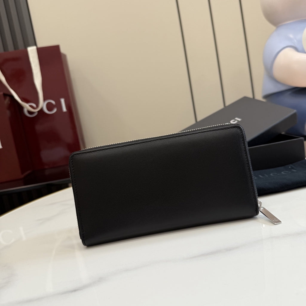 Gucci Black Leather Zip Wallet