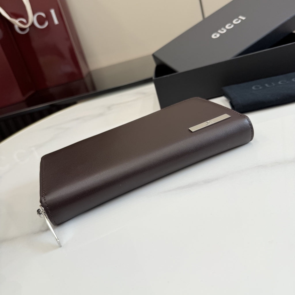 Gucci Brown Leather Zip Wallet