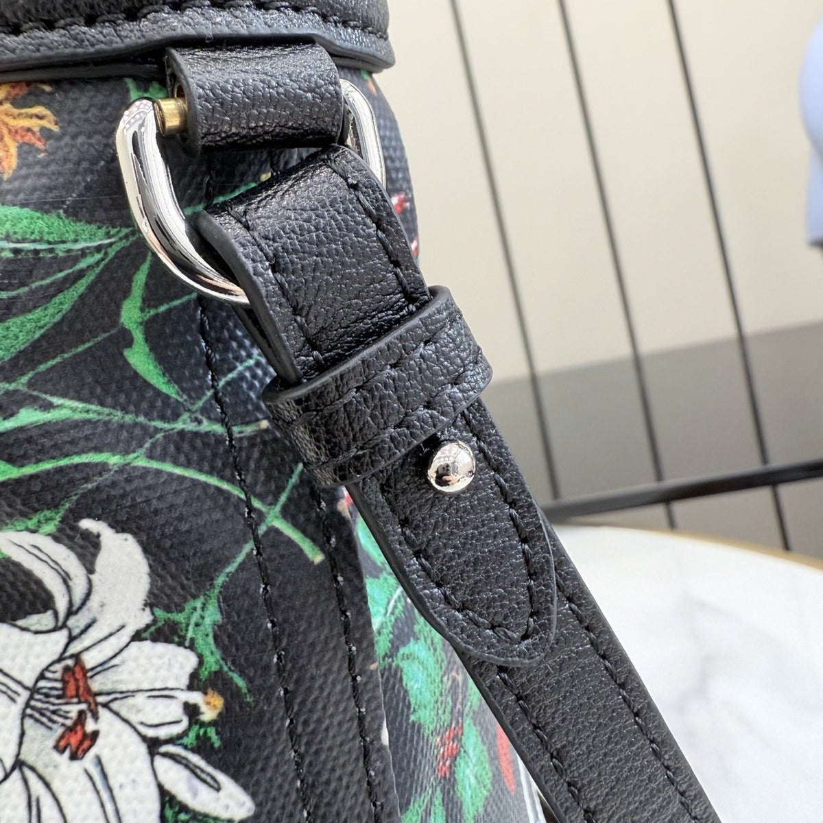 Gucci Black Leather Double G Tote Bag