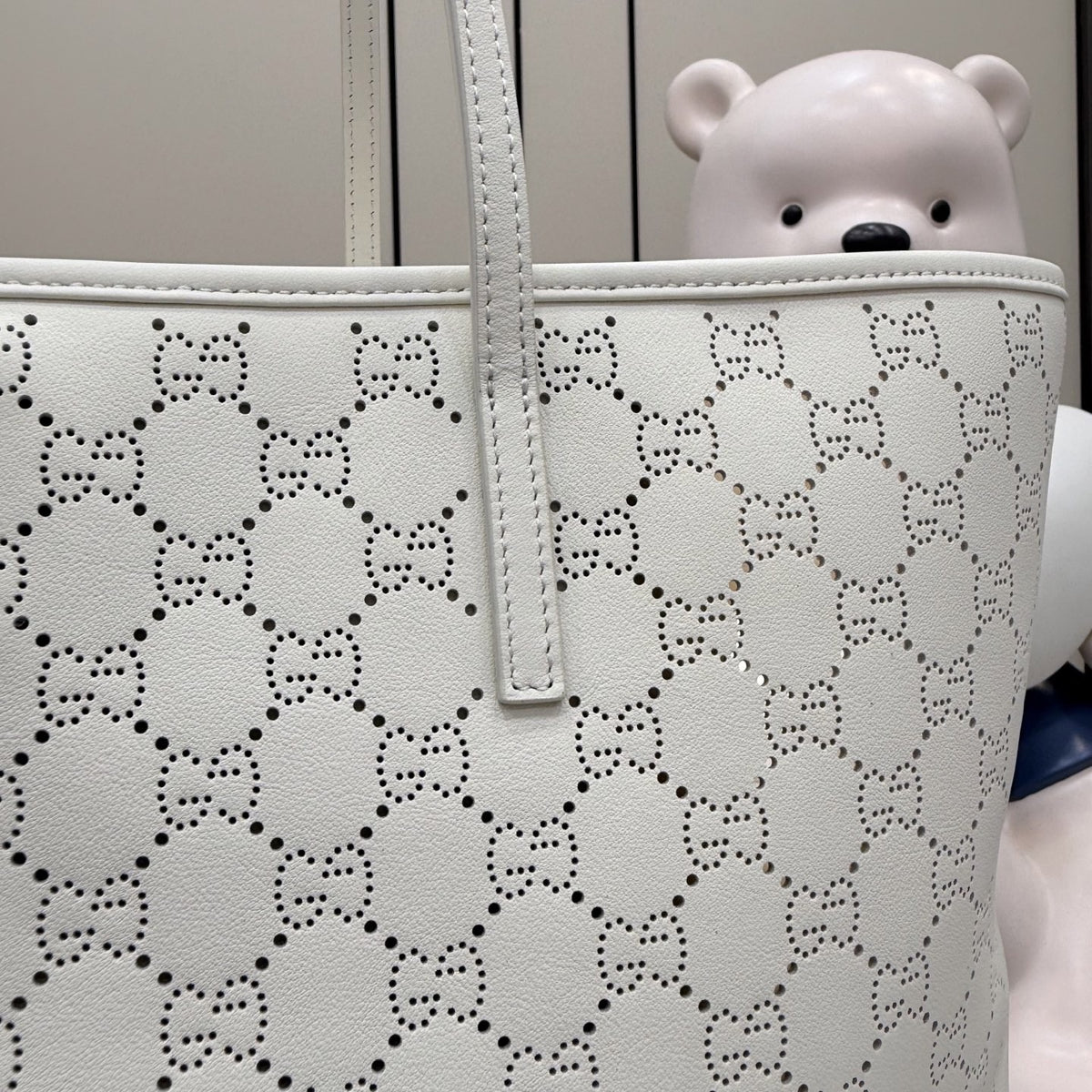 Gucci White Leather Openwork Tote Bag