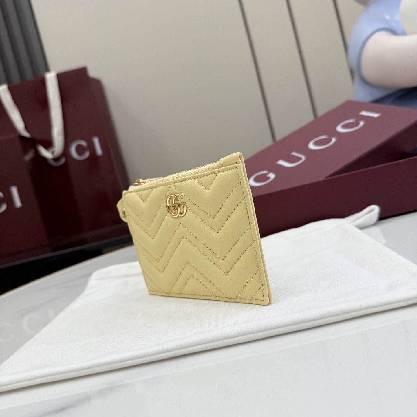 Gucci Black Leather GG Marmont Key Case