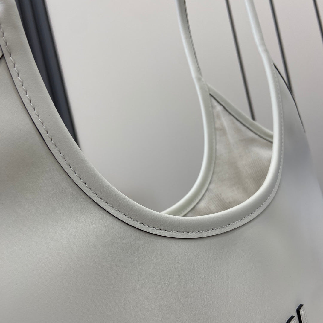 Miu Miu White Leather Letter-Motif Tote Bag
