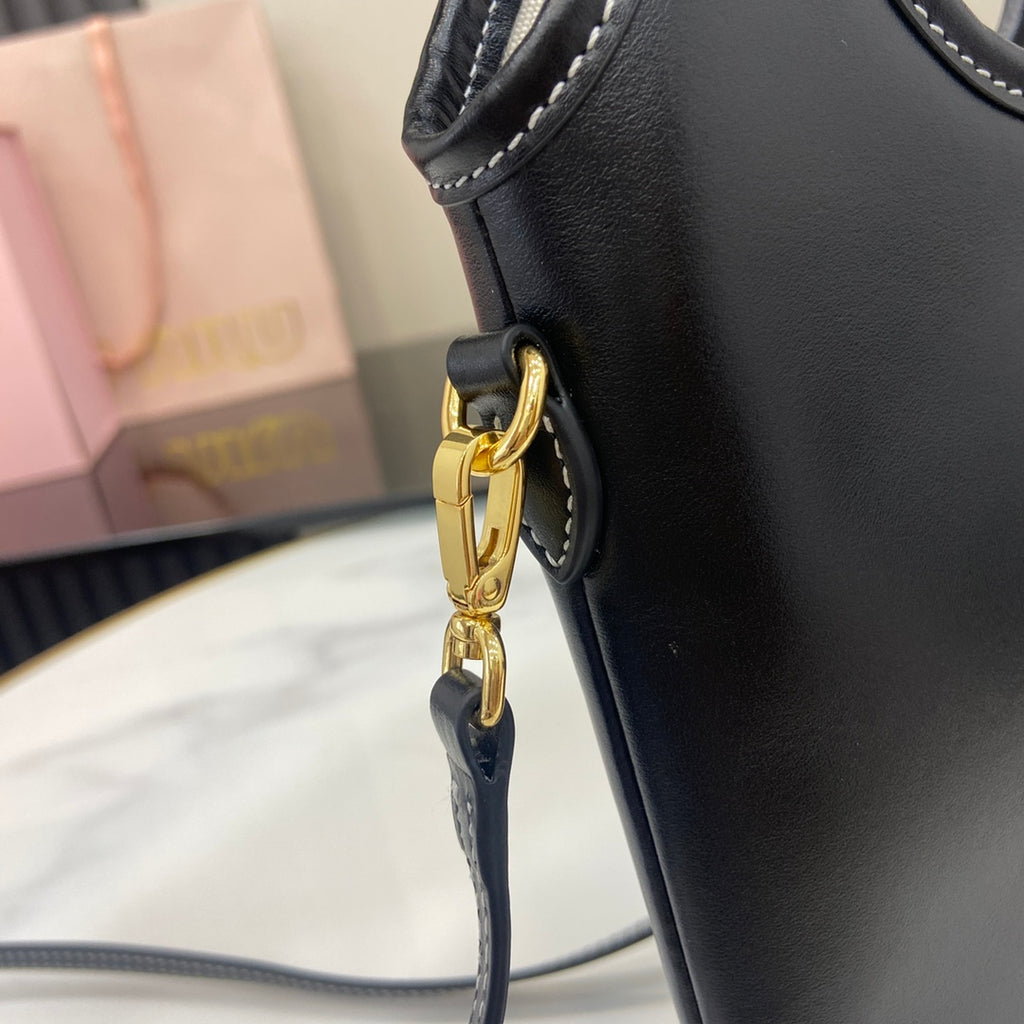 Black Leather Letter-Motif Vintage-Finish Tote Bag