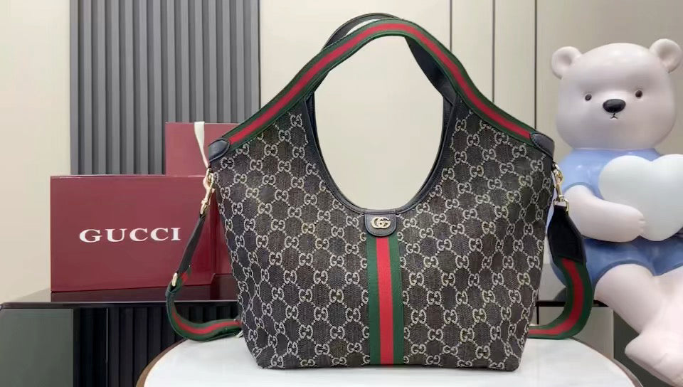 Gucci Black Leather Double G Tote Bag