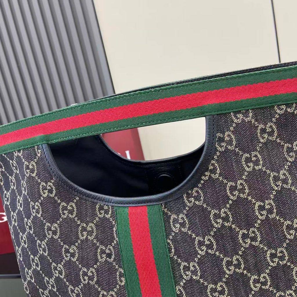Gucci Black Leather Double G Clutch