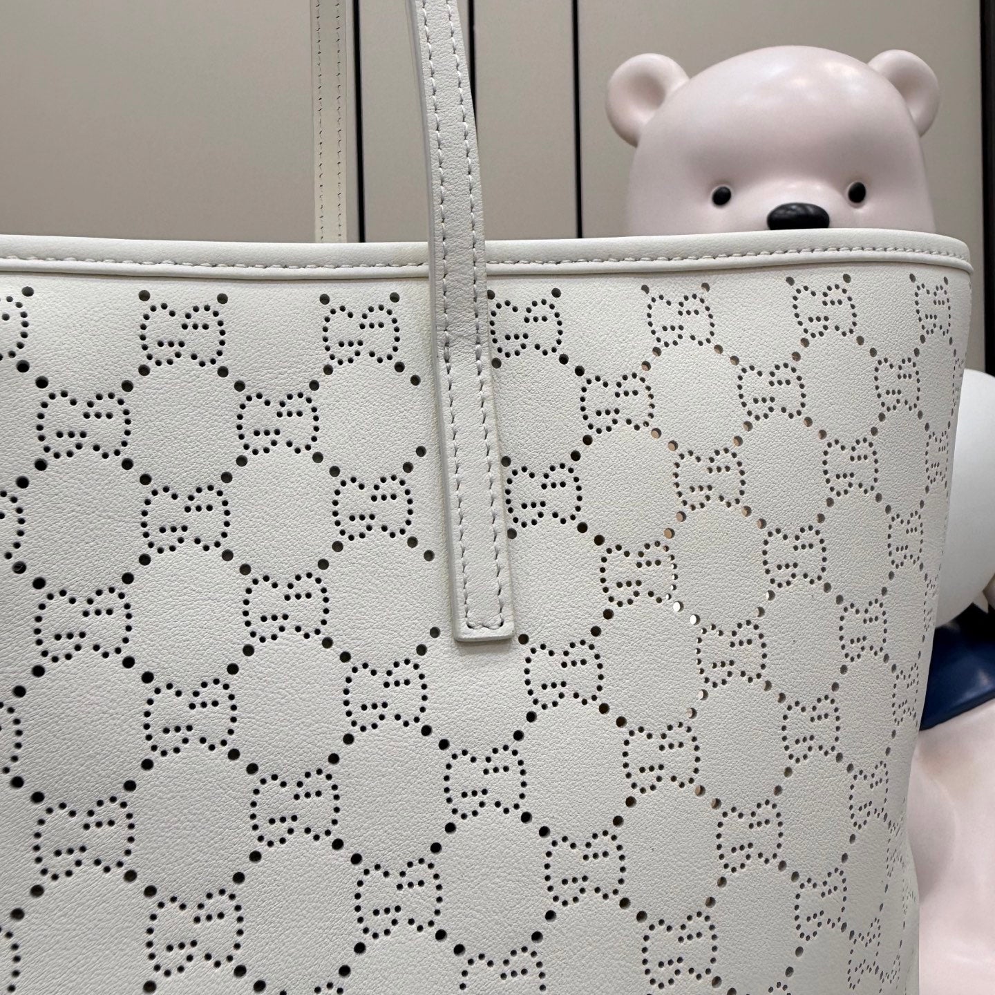 Gucci White Leather Openwork Tote Bag