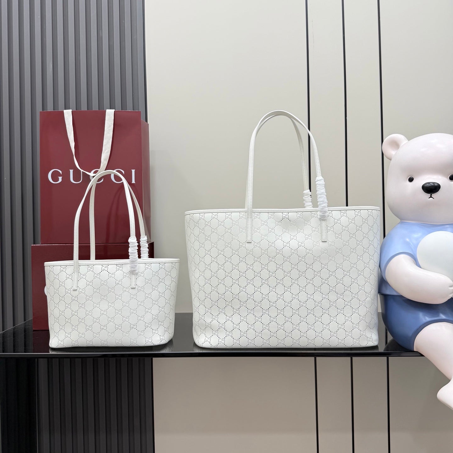 Gucci White Leather Openwork Tote Bag