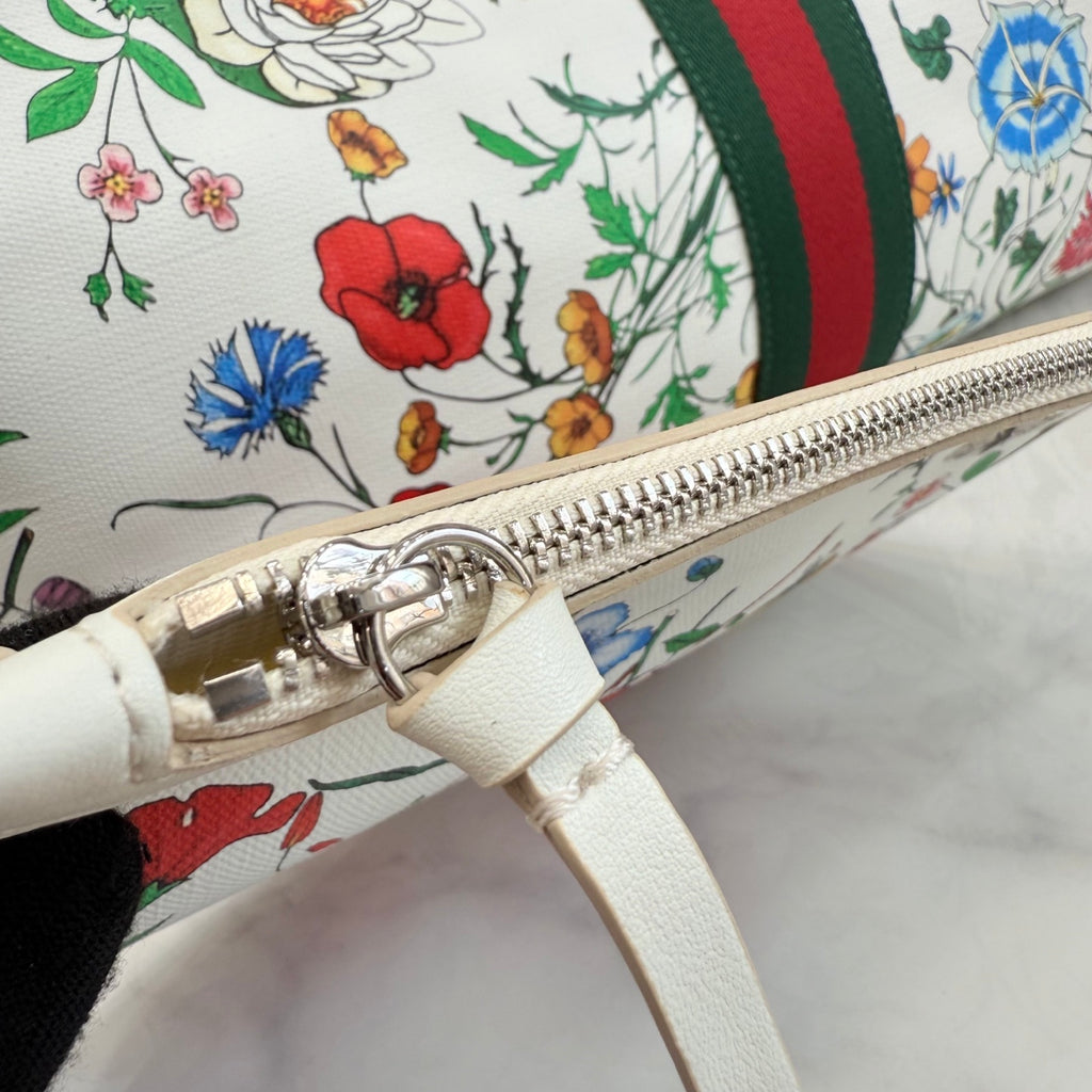 Gucci White Leather Double G Printed Tote Bag