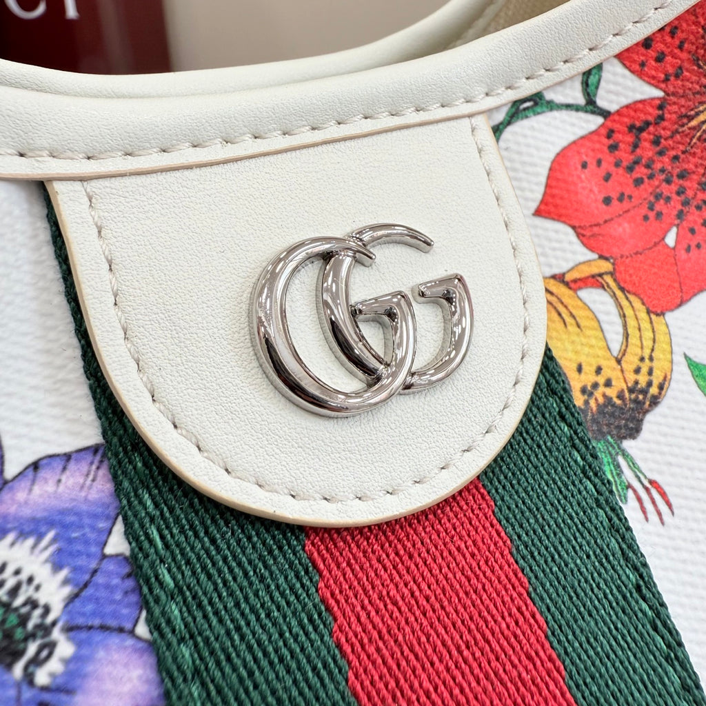 Gucci White Leather Double G Printed Tote Bag
