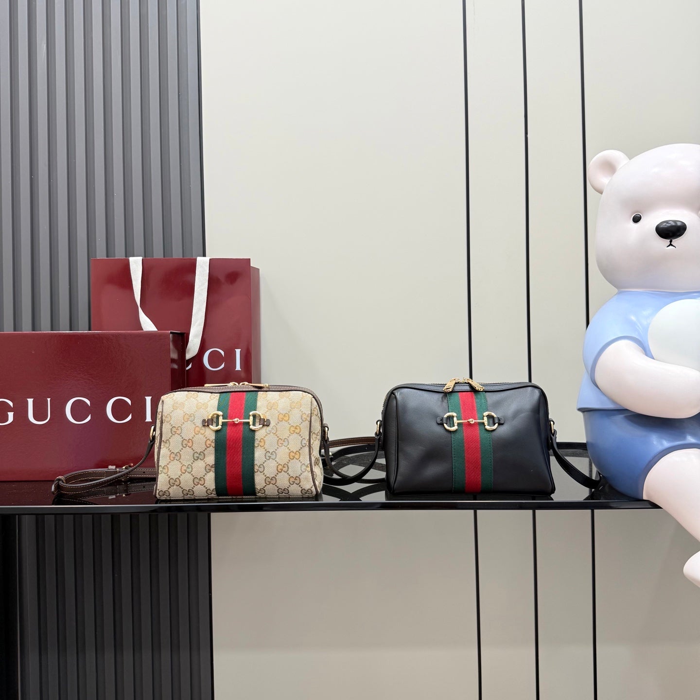Gucci Black Leather Horsebit Quilted Crossbody Bag