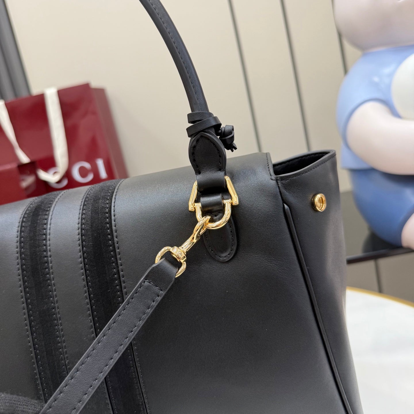 Gucci Black Leather Handbag