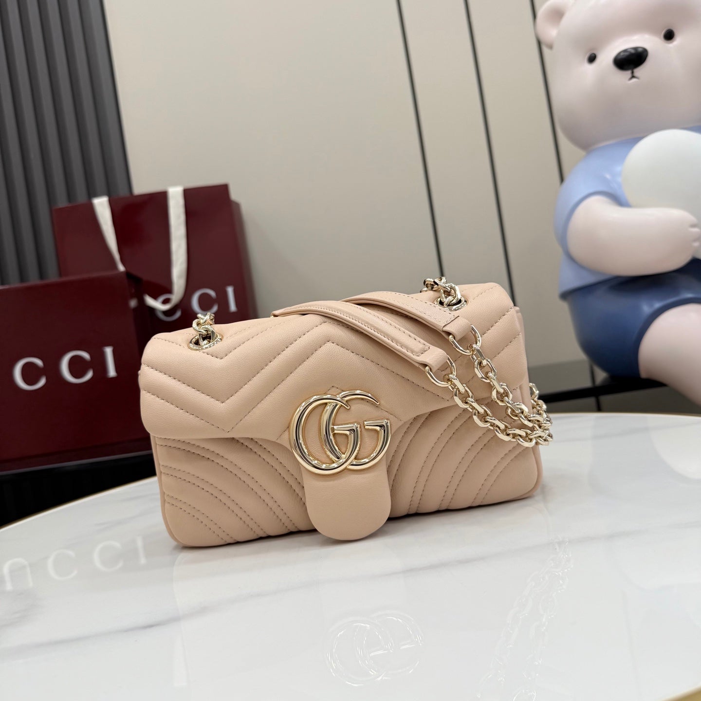 Gucci GG Marmont Pink Lambskin Leather Chain-Detail Double G Handbag