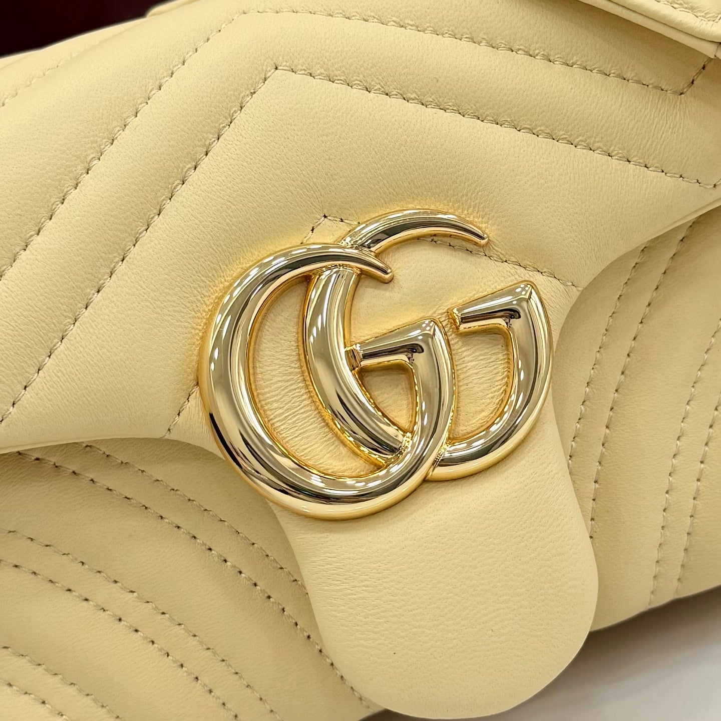 Gucci GG Marmont Yellow Lambskin Leather Chain-Detail Double G Handbag