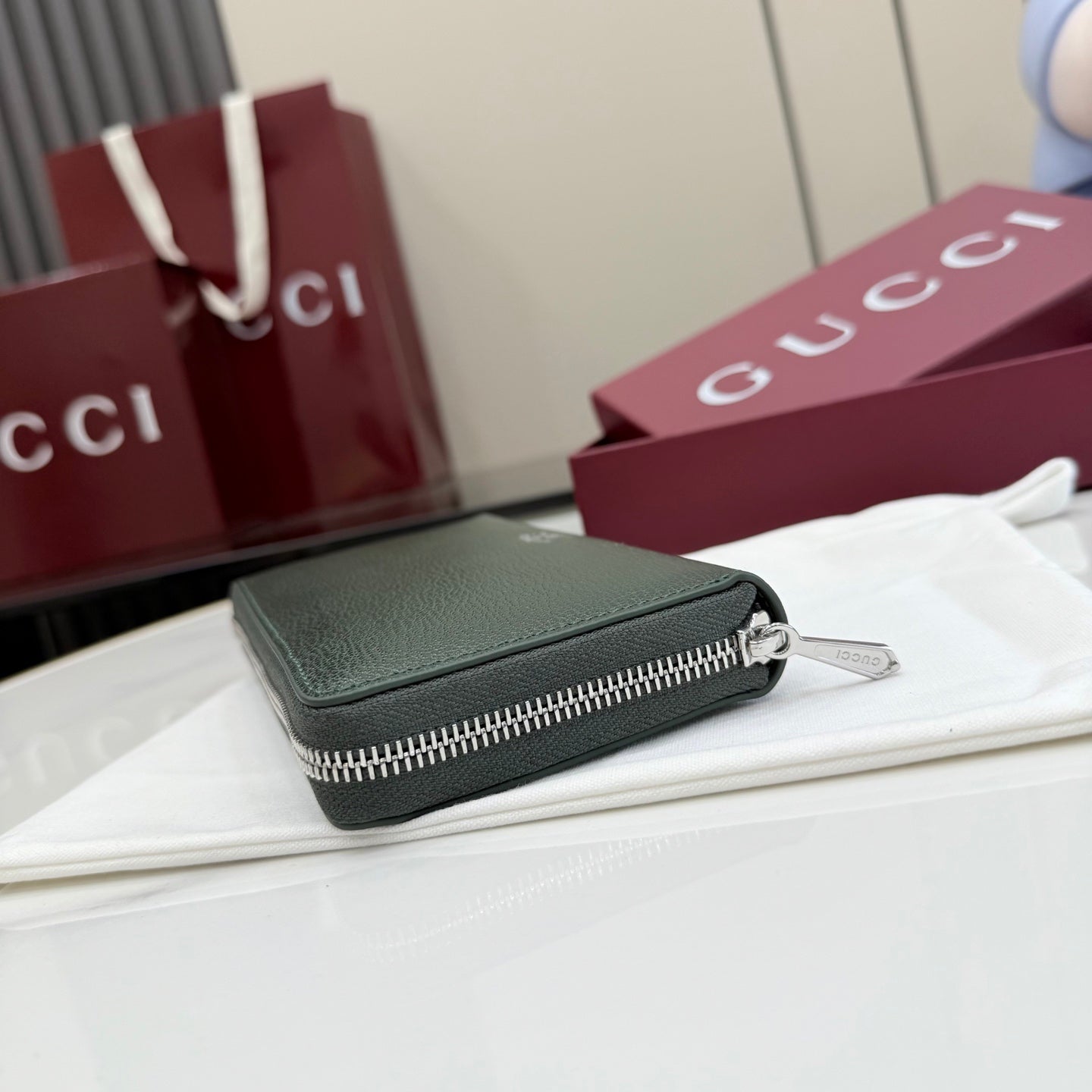 Gucci Green Leather Clutch