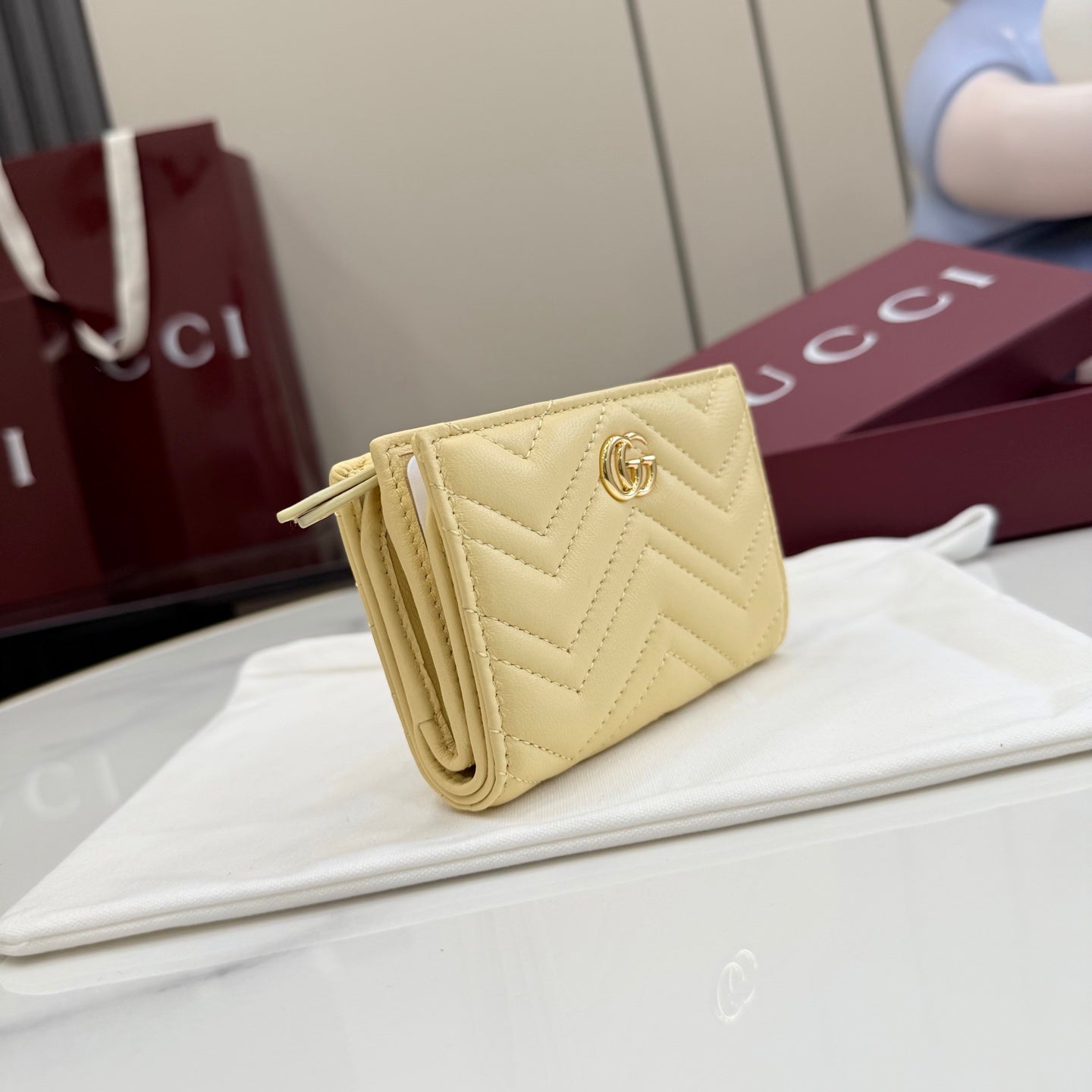Gucci GG Marmont Yellow Leather Double G Quilted Card Holder