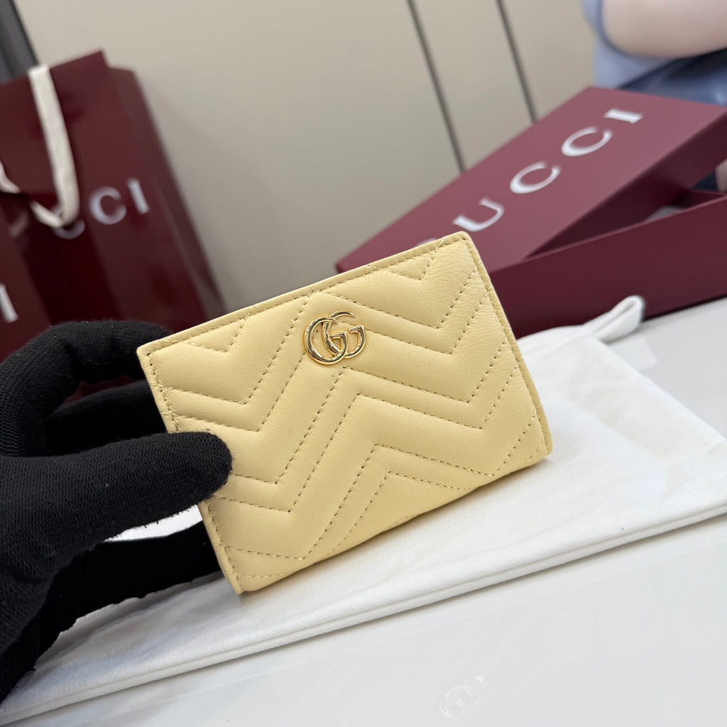 Gucci GG Marmont Yellow Leather Double G Quilted Card Holder