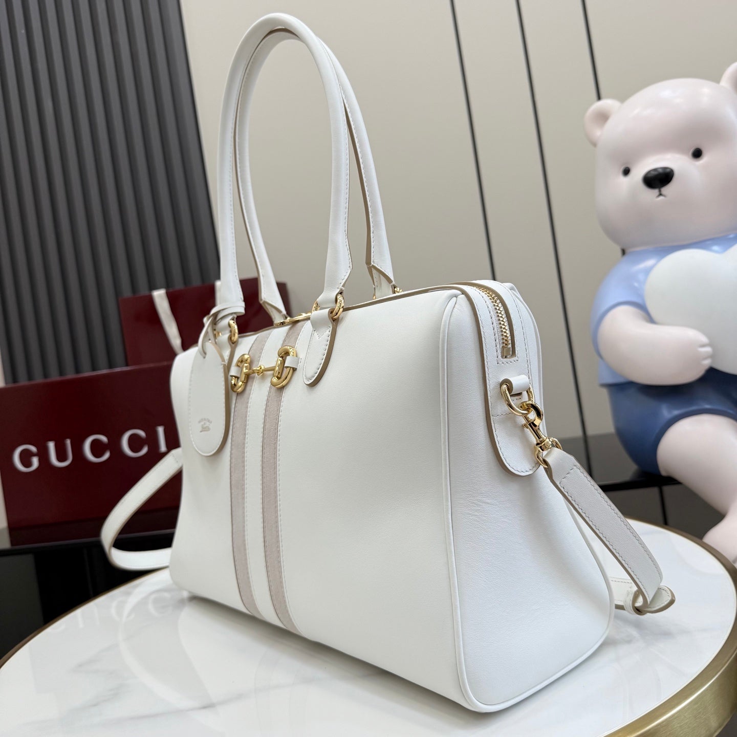 Gucci White Leather Horsebit Striped Quilted Handbag