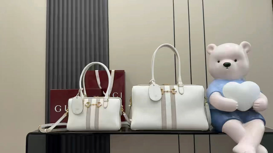 Gucci White Leather Horsebit Striped Quilted Handbag