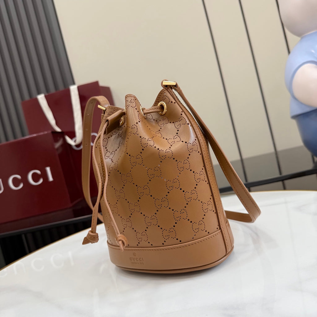 Gucci White Leather Drawstring Tote Bag