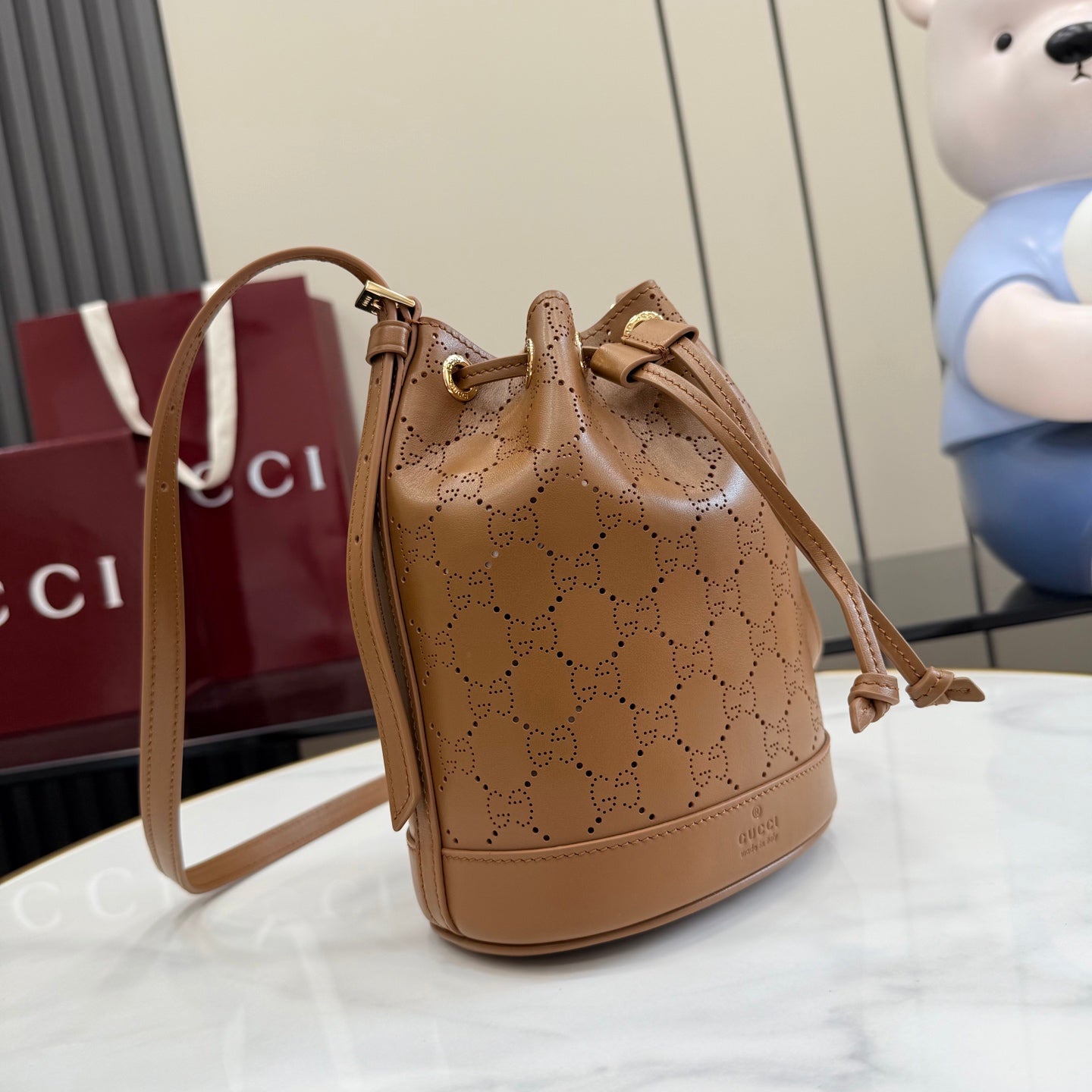 Gucci White Leather Drawstring Tote Bag