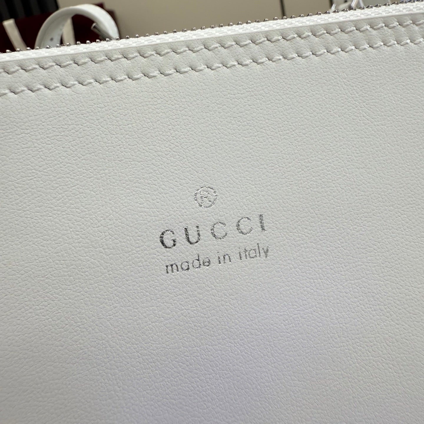 Gucci White Leather Drawstring Bag