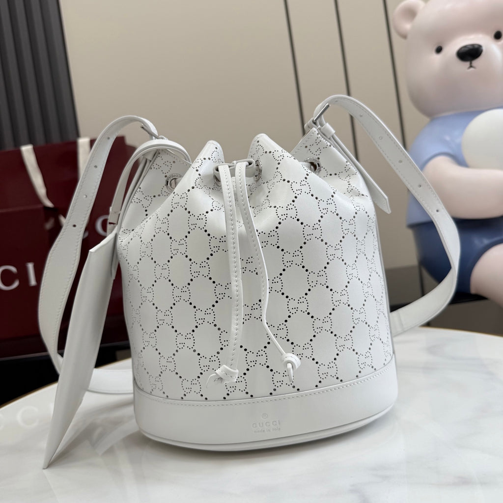 Gucci White Leather Drawstring Bag