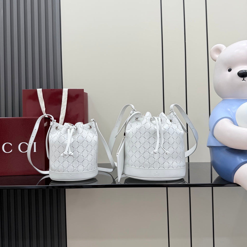 Gucci White Leather Drawstring Bag