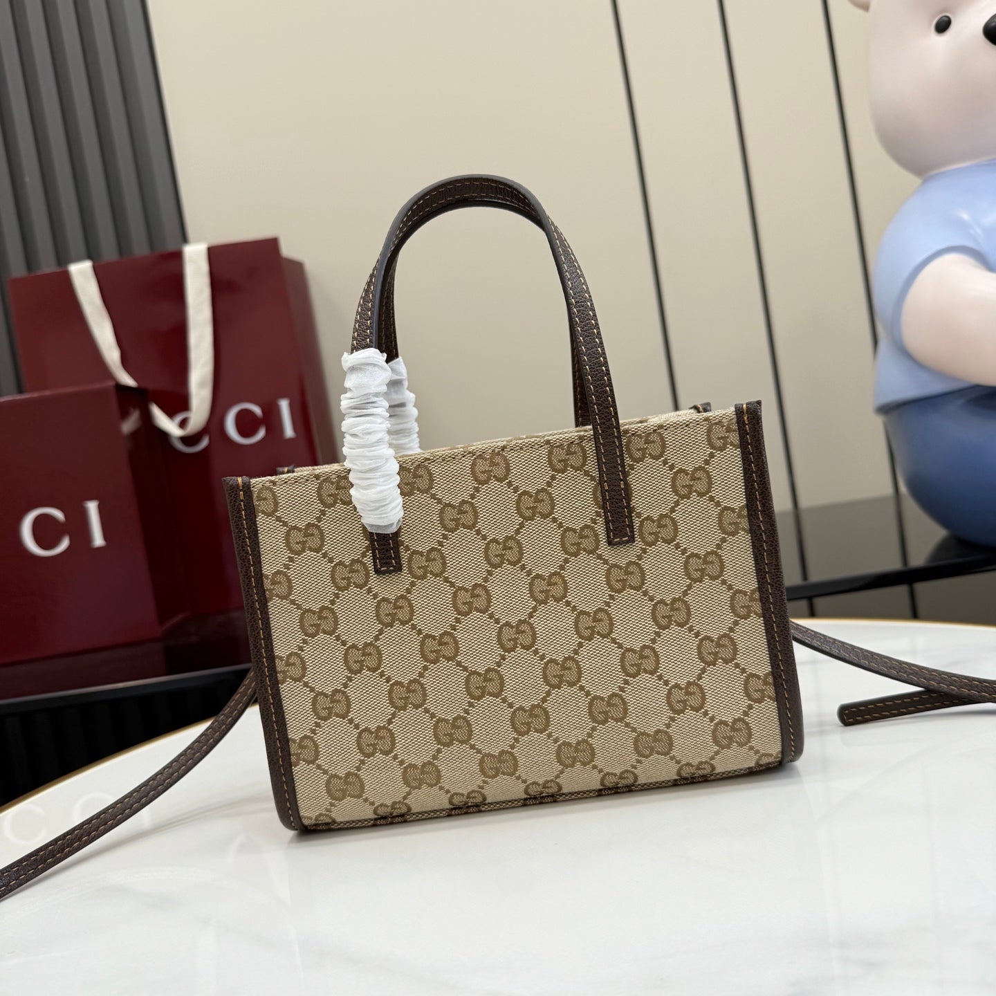 Gucci Brown Leather Lock-Detail Lock Quilted Tote Bag