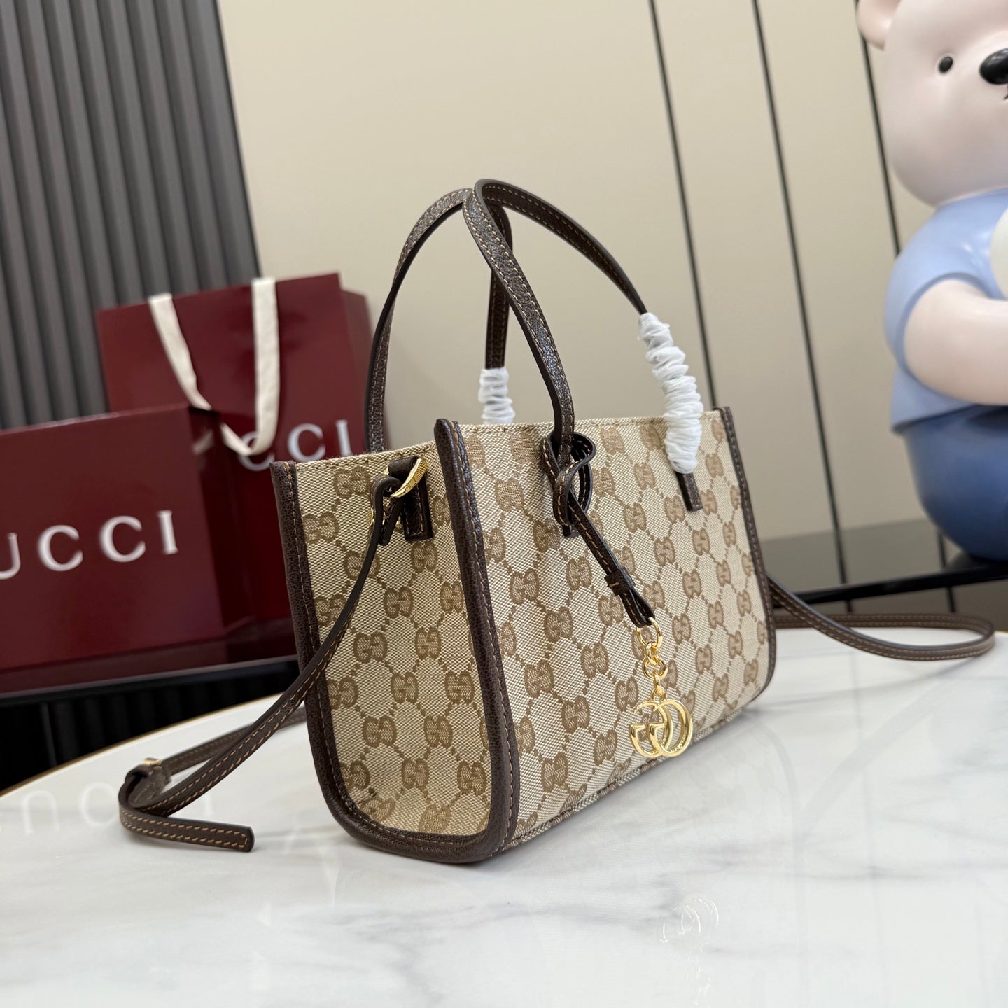 Gucci Brown Leather Lock-Detail Lock Quilted Tote Bag