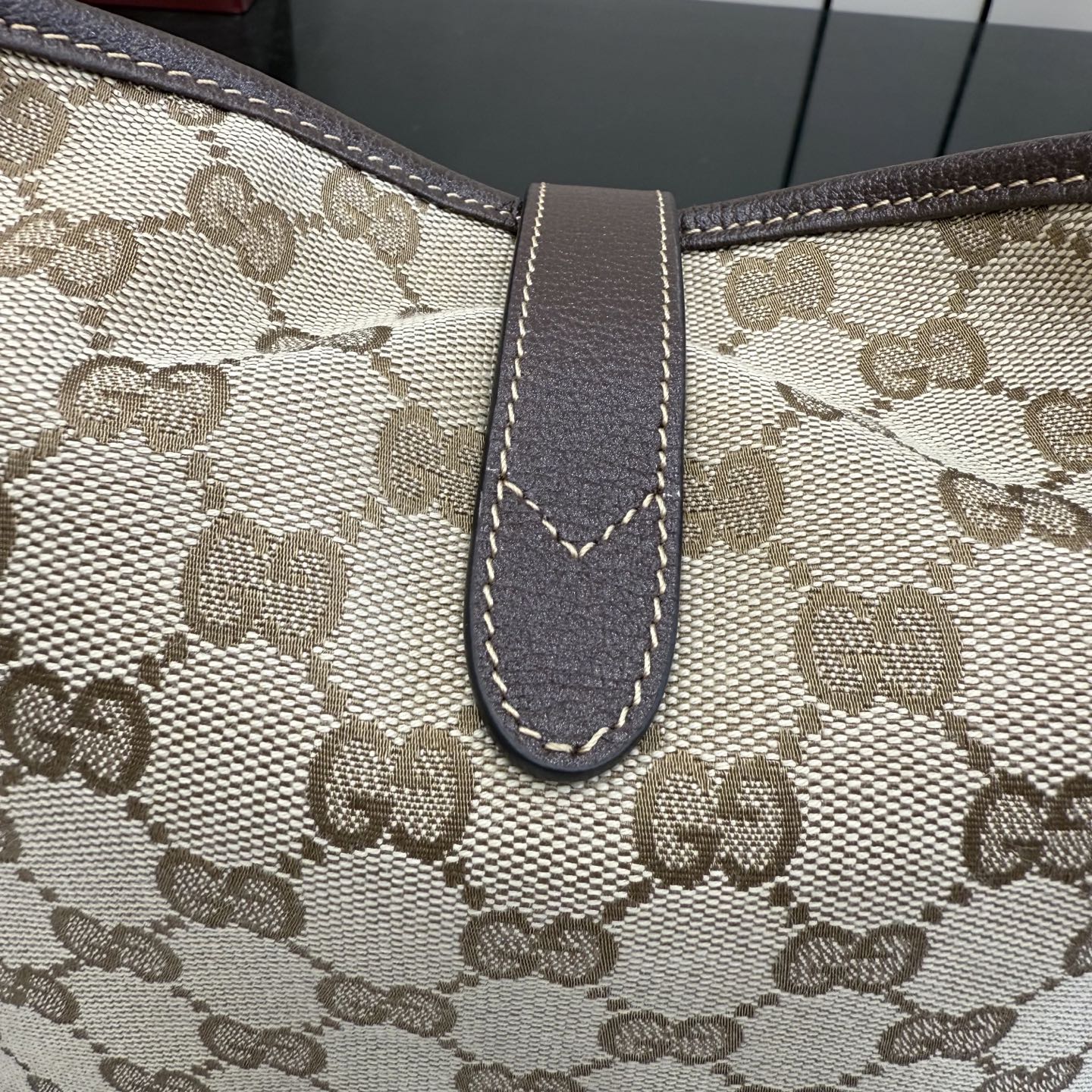 Gucci Brown Leather Lock-Detail Lock Tote Bag
