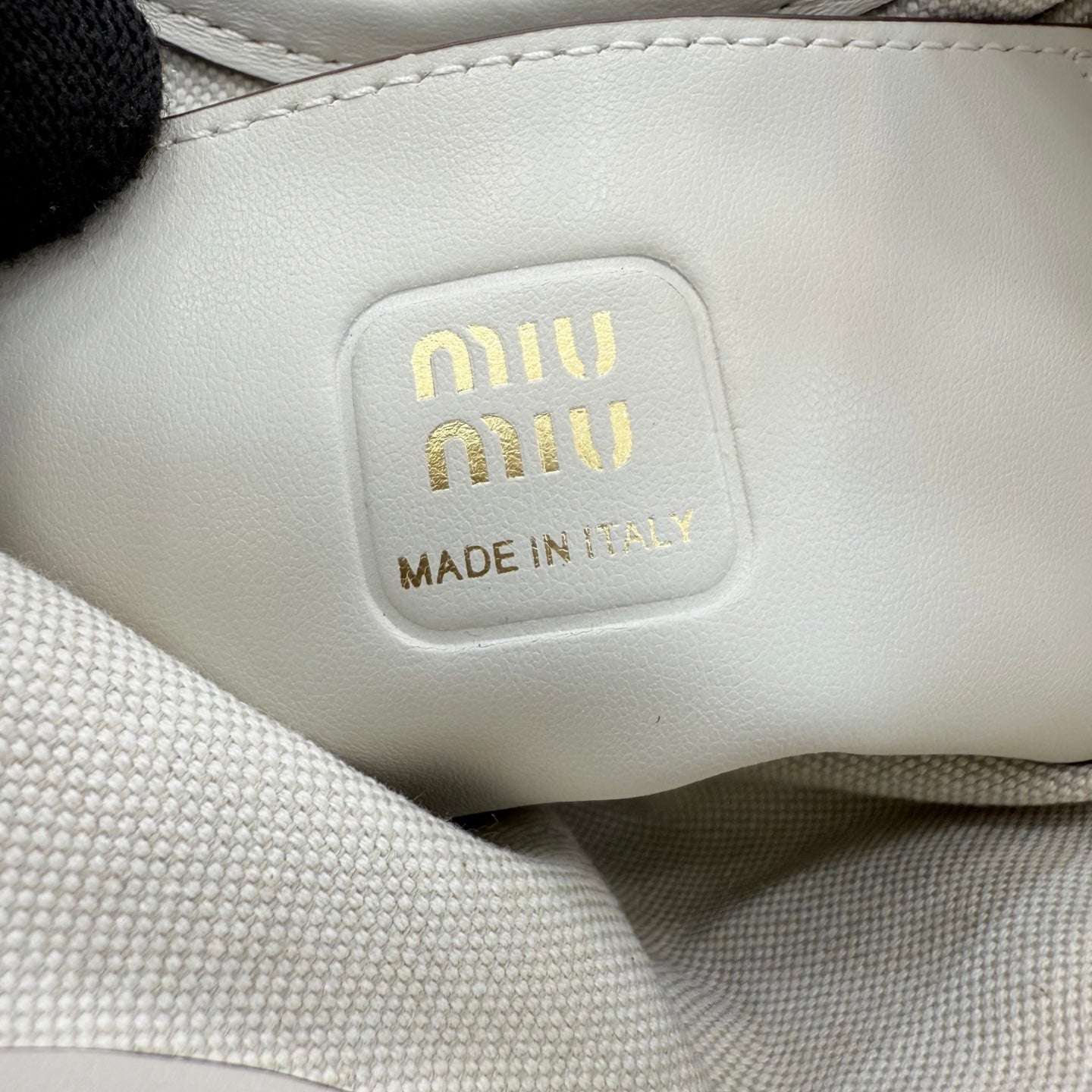 White Leather Letter-Motif Vintage-Finish Tote Bag