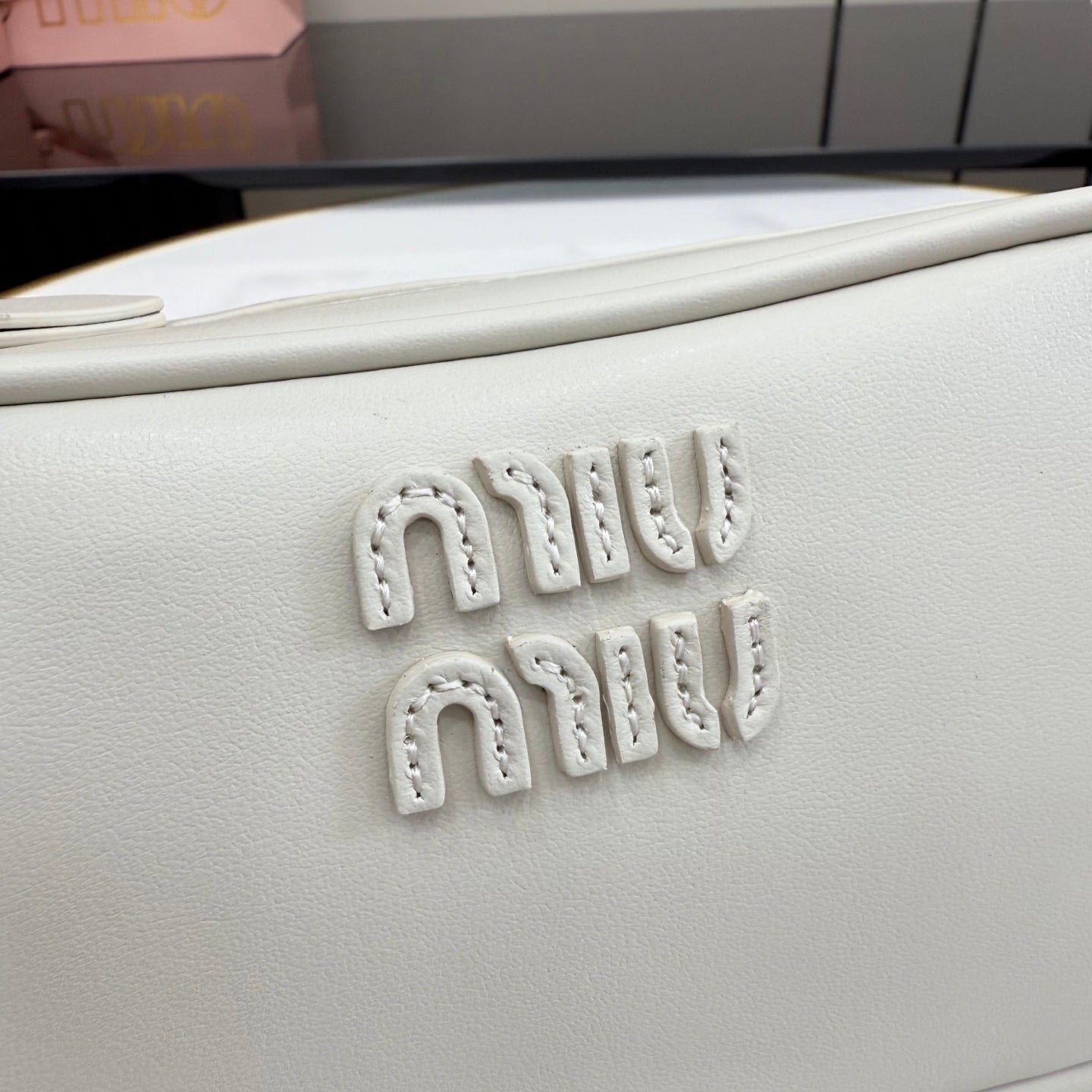 Miu Miu White Leather Colorblock Vintage-Finish Handbag