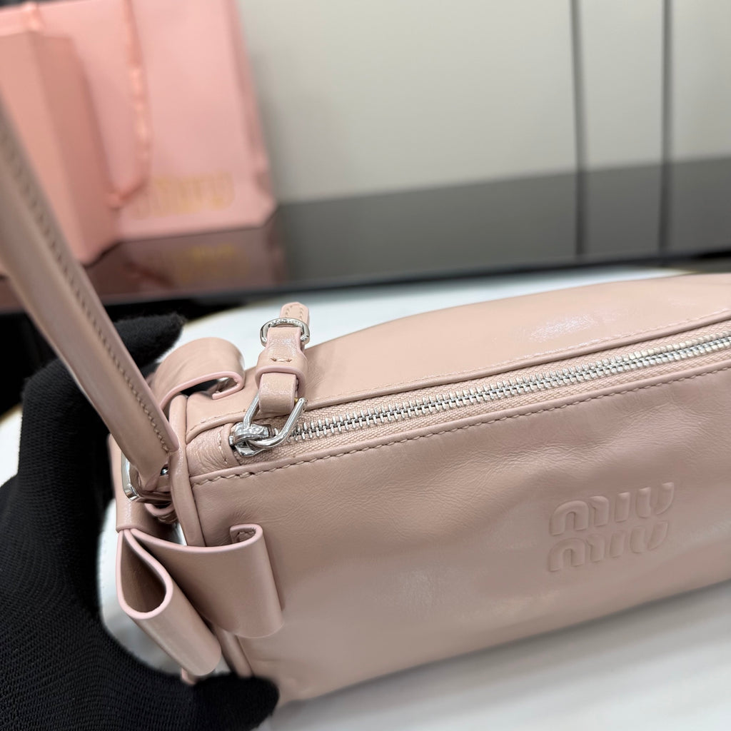 Miu Miu White Leather Butterfly-Motif Bow Butterfly Handbag