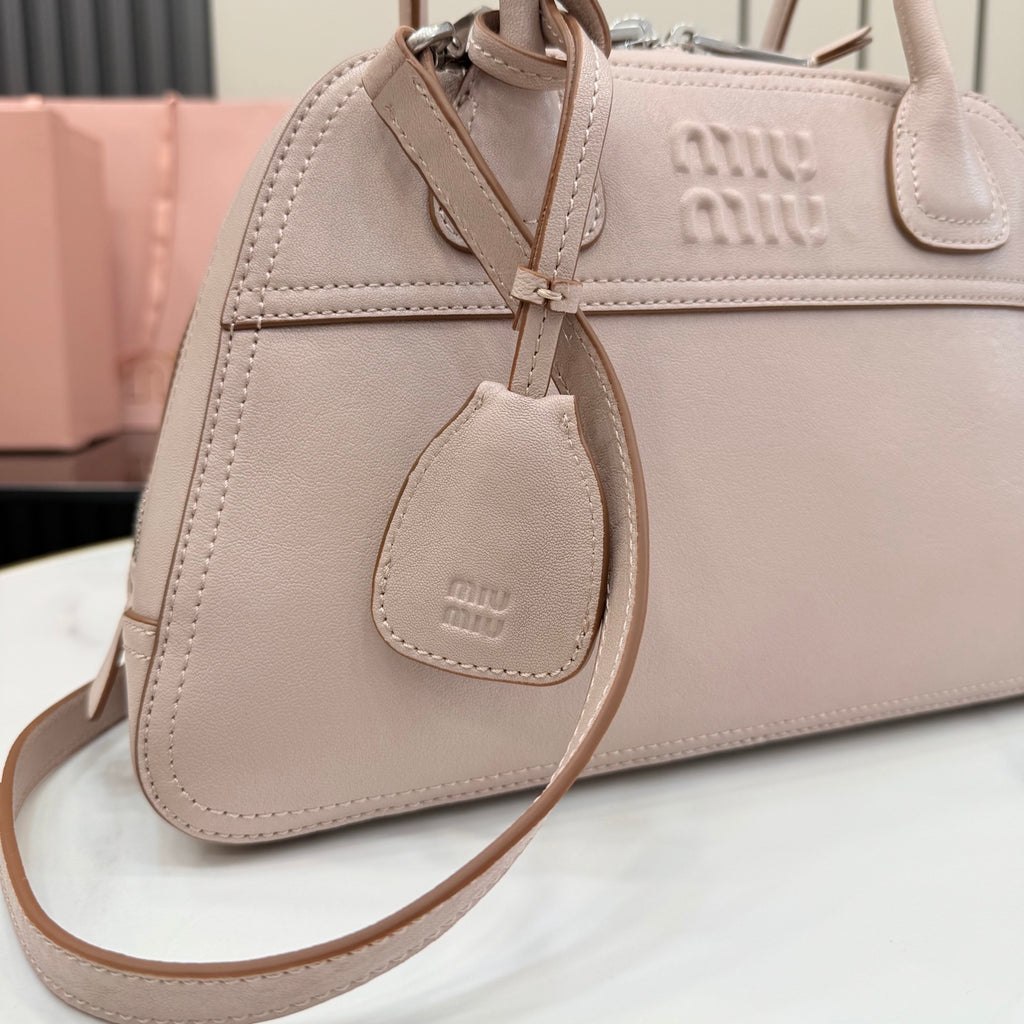 Linen Letter-Motif Vintage-Finish Bag