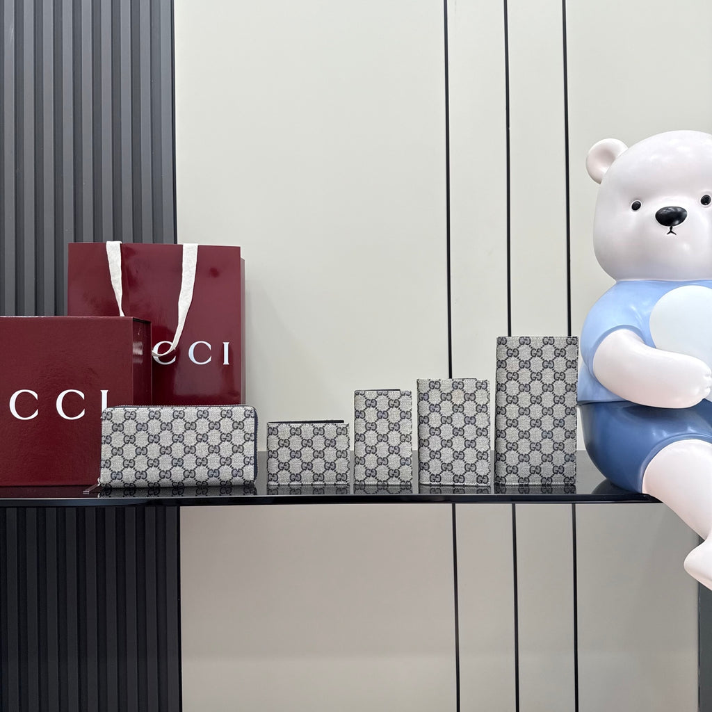 Gucci Brown Leather Clutch