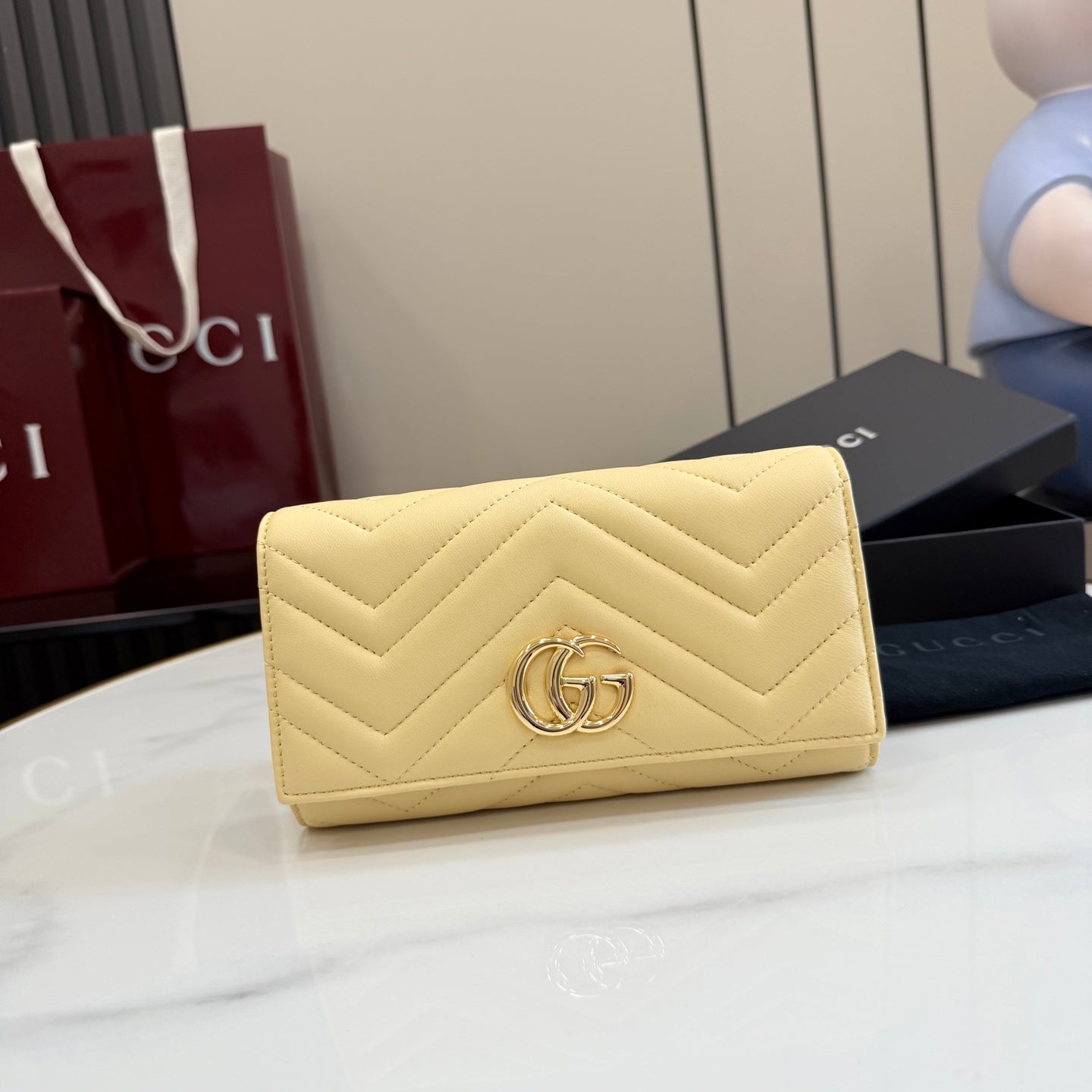 Gucci GG Marmont Yellow Leather Chain-Detail Double G Wallet