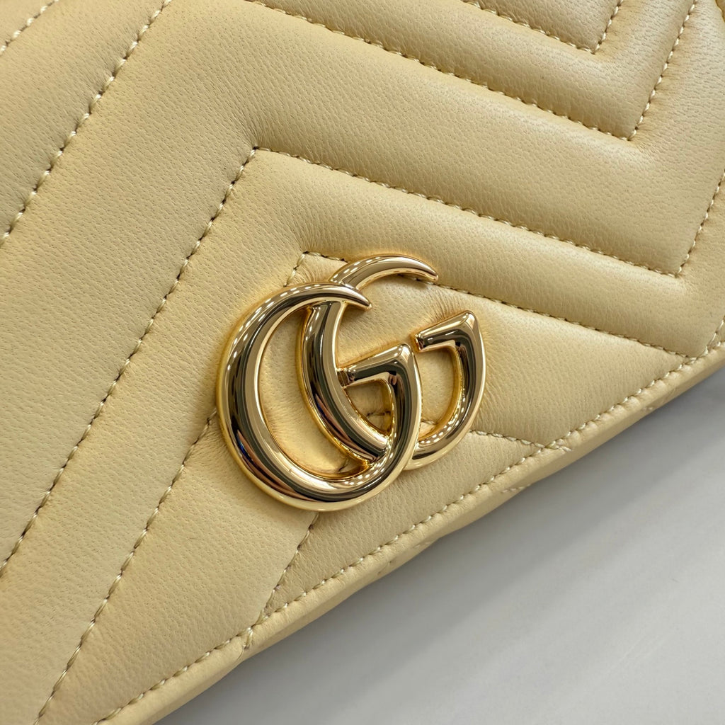 Gucci GG Marmont Yellow Leather Chain-Detail Double G Wallet
