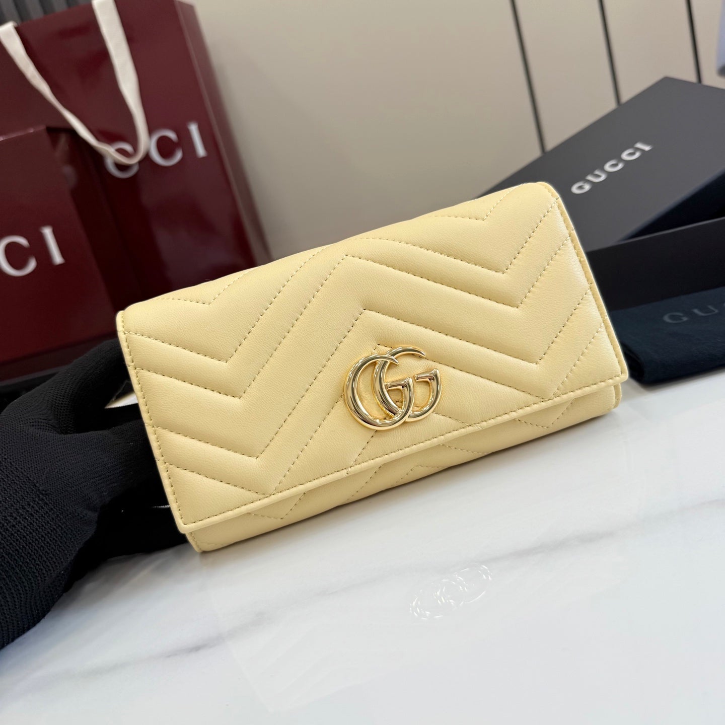 Gucci GG Marmont Yellow Leather Chain-Detail Double G Wallet