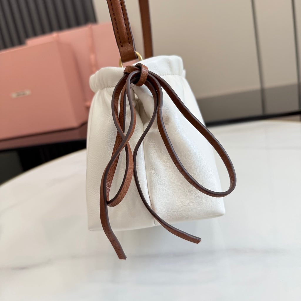 Miu Miu White Leather Butterfly-Motif Bow Butterfly Shoulder Bag