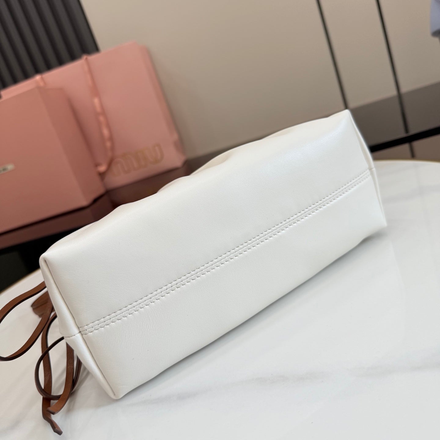 Miu Miu White Leather Butterfly-Motif Bow Butterfly Shoulder Bag
