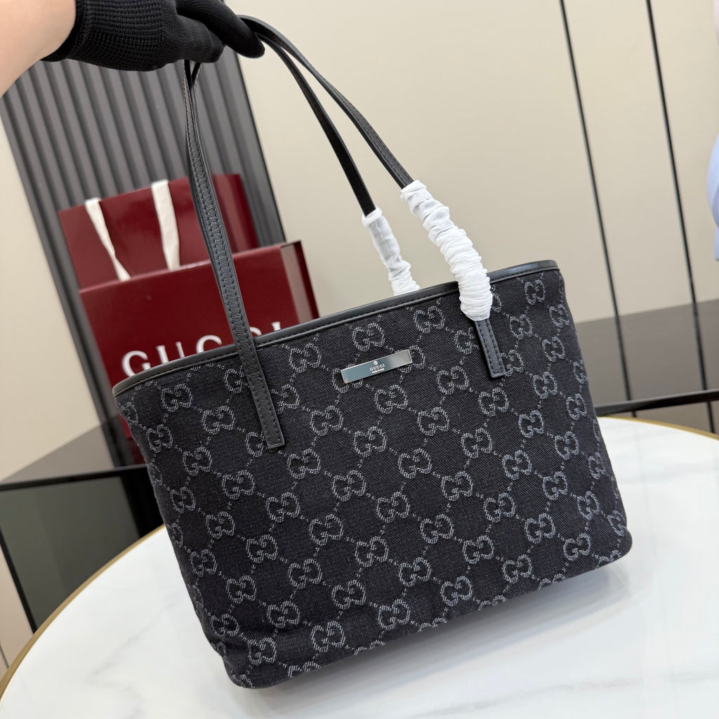 Gucci Black Nylon Tote Bag